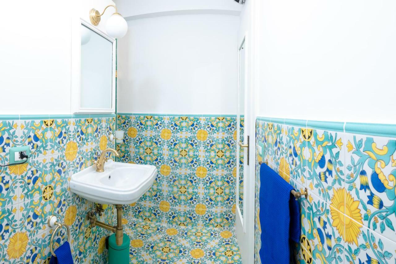 La Casetta Linda - New 2 Bedroom Apt In Sorrento With Seaview Terrace Exterior foto